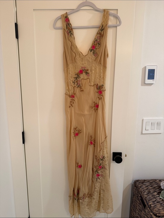 Free People Dresses & Skirts - Free People meet again midi dress Beige Maxi Dress with Pink Floral Appliqué
